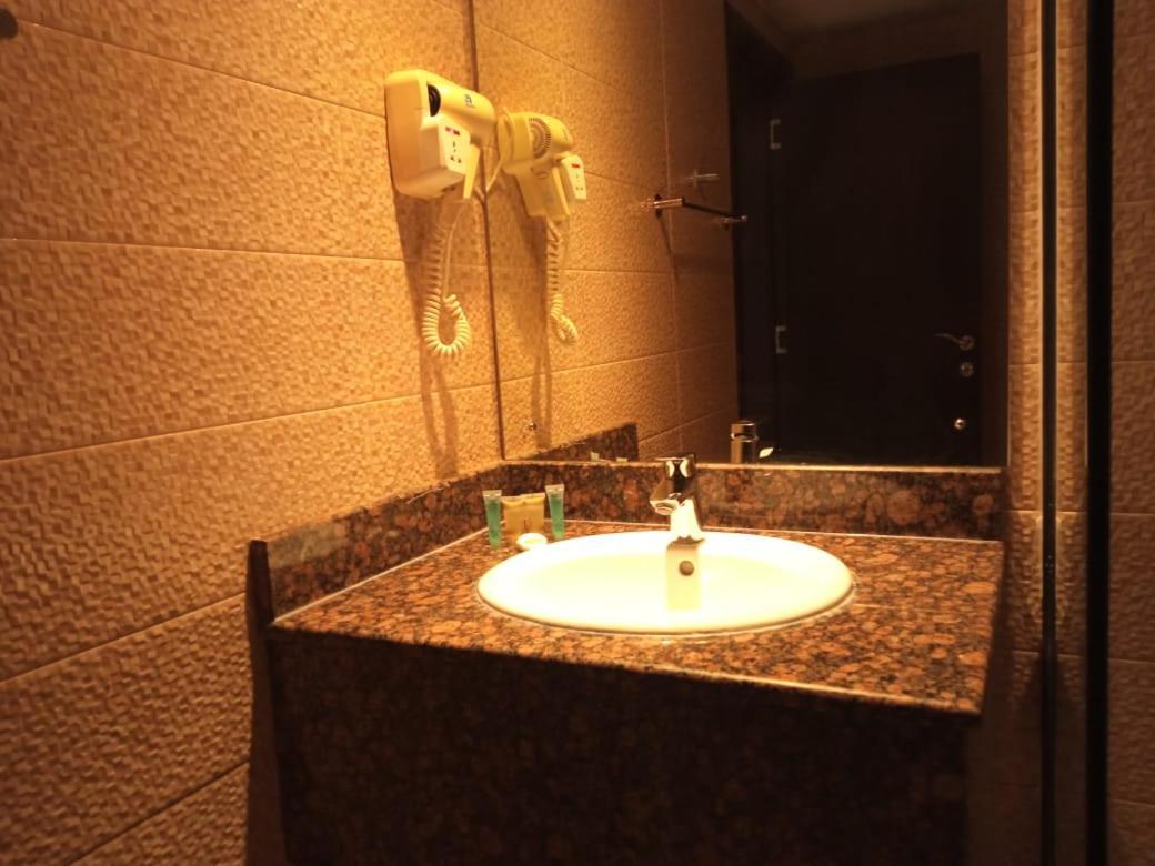 Asfar Hotel